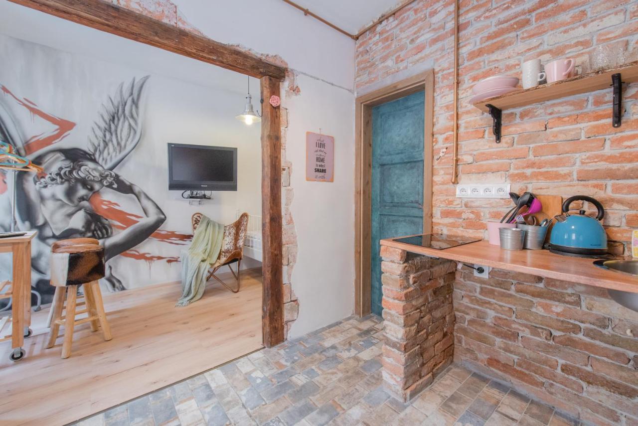 Accommodation At The Zeus Apartment Μπρατισλάβα Εξωτερικό φωτογραφία